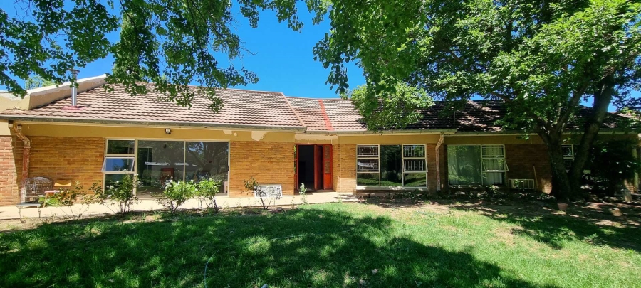 5 Bedroom Property for Sale in Roodewal Free State